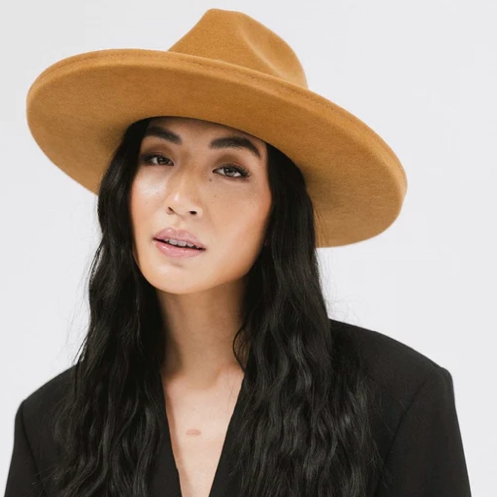 Gigi Pip Maude Pencil Brim Cinnamon size 57